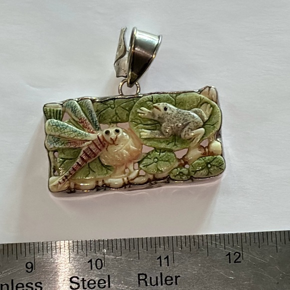 Jewelry - Vintage Sterling Silver Ivory Pendant